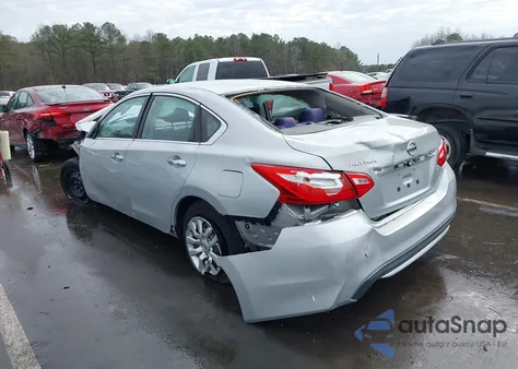 2017 Nissan Altima 2.5 S z USA, uszkodzony, nr VIN 1N4AL3AP9HN339871